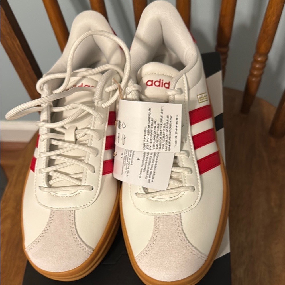 Adidas White and Red Sneakers - Picture 3 of 10